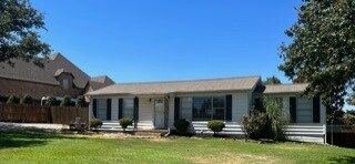 Primary Photo - 6212 L D Lockett Rd