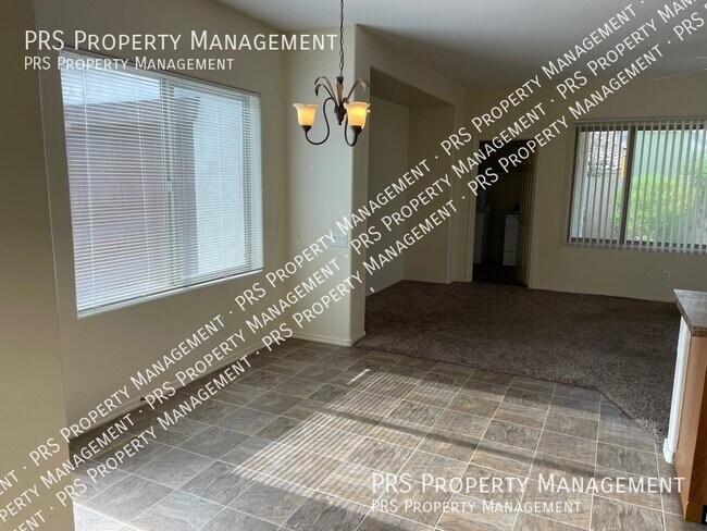 Foto del edificio - 7739 Butte St
