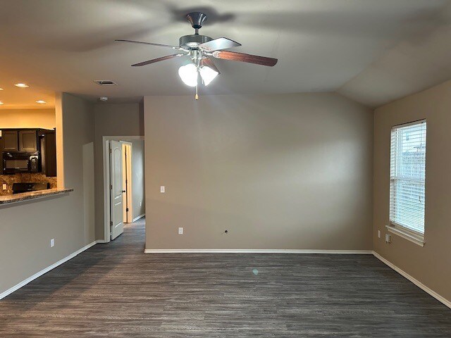 Foto del edificio - 2813 Sun Berry Way