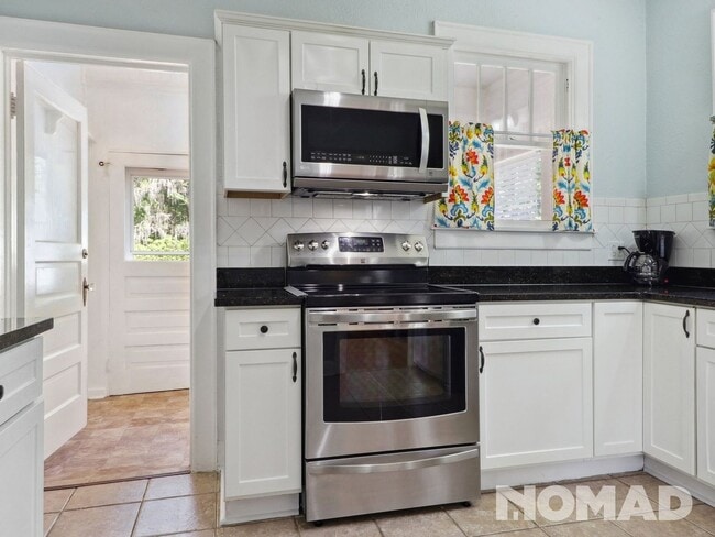 Building Photo - 3 Bedroom Single Family Home in Savannah