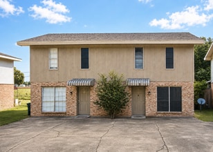 Building Photo - 211 Al Pearson Dr