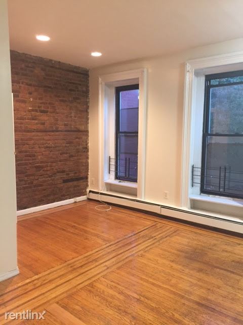 Foto del edificio - 161 Gates Ave