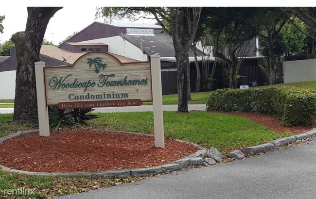 Foto del edificio - 3 br, 2 bath  - 4012 SW 68th Ln