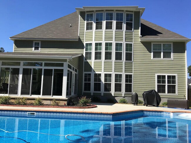 Foto del edificio - 839 Leyland Ln