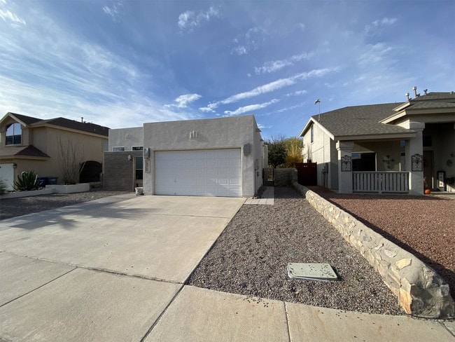 Building Photo - 12564 Western Gull Dr