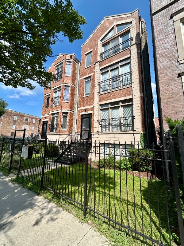 Foto del edificio - 5331 S Calumet Ave