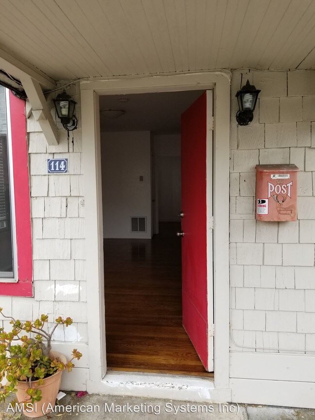 Building Photo - 2 br, 1 bath House - 114 Willits St