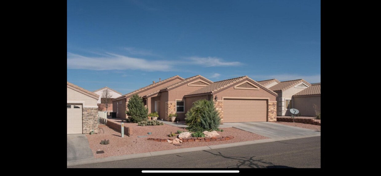 Foto principal - 580 S Santa Fe Trail
