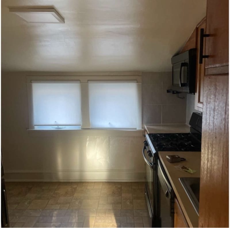 Foto del edificio - 139 Leona Ave