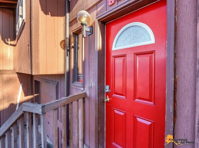Foto del edificio - Remodeled Anchorage Home with Garage