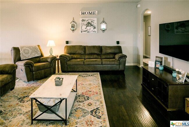 Foto del edificio - 2525 Elk Creek St