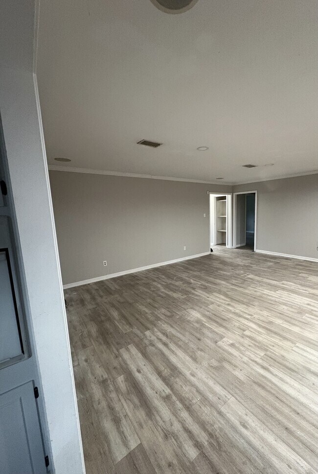 Foto del edificio - 11701 Southridge Dr