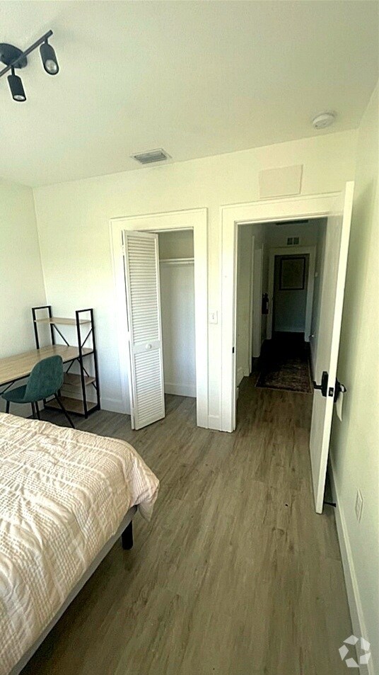 Apartments For Rent in Saint Petersburg, FL 2,065 Rentals