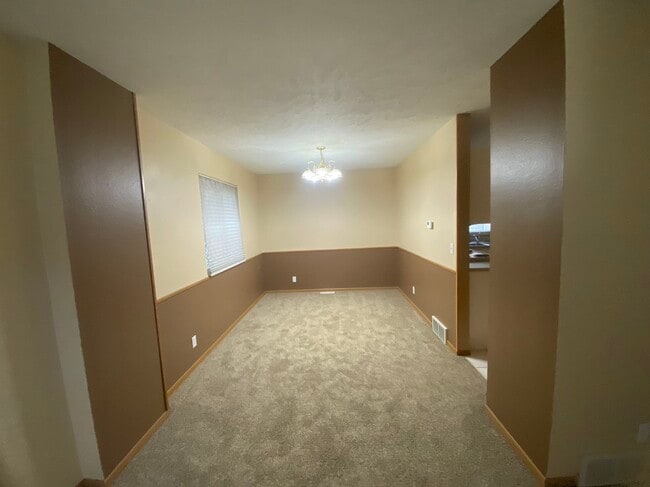 Building Photo - 6510 S 167th Ave