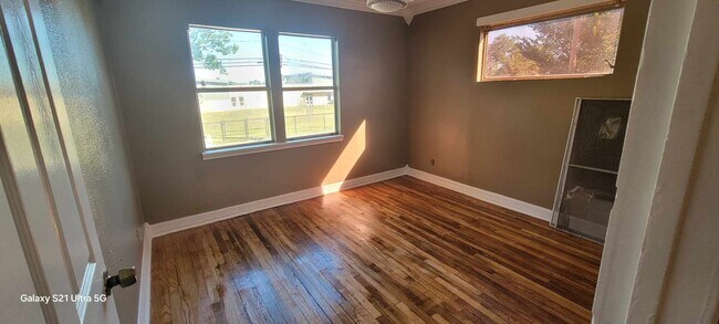 Foto del edificio - 7150 Ilex St