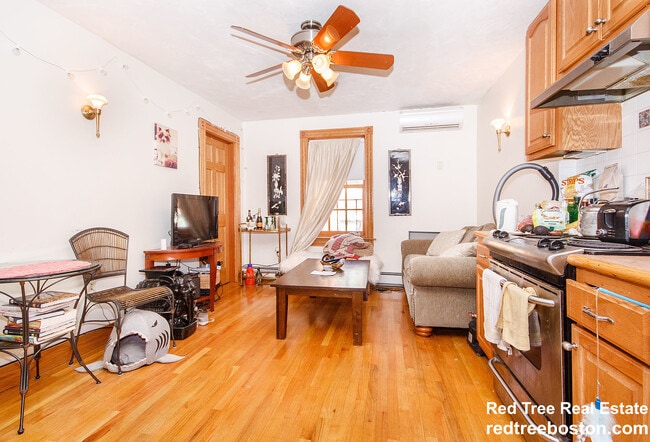 Photo - 61 Anderson St Apartment