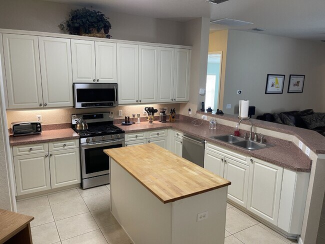 Building Photo - Grand Haven rental available