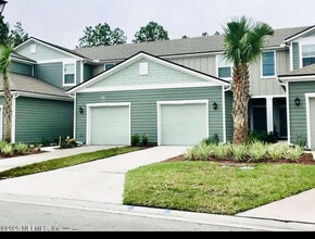 Building Photo - 742 Servia Dr