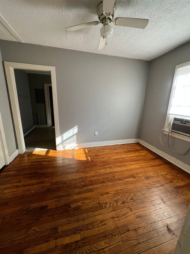 Foto del edificio - 118 E 12th Ave