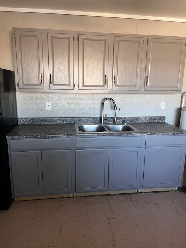 Foto del edificio - 8728 Old U.S. 30