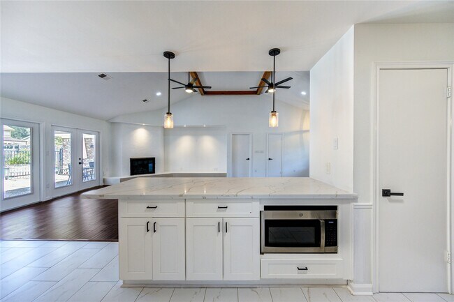 Foto del edificio - 5930 Miller Valley Dr