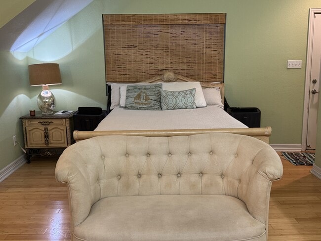 Building Photo - 212 Atlantic St