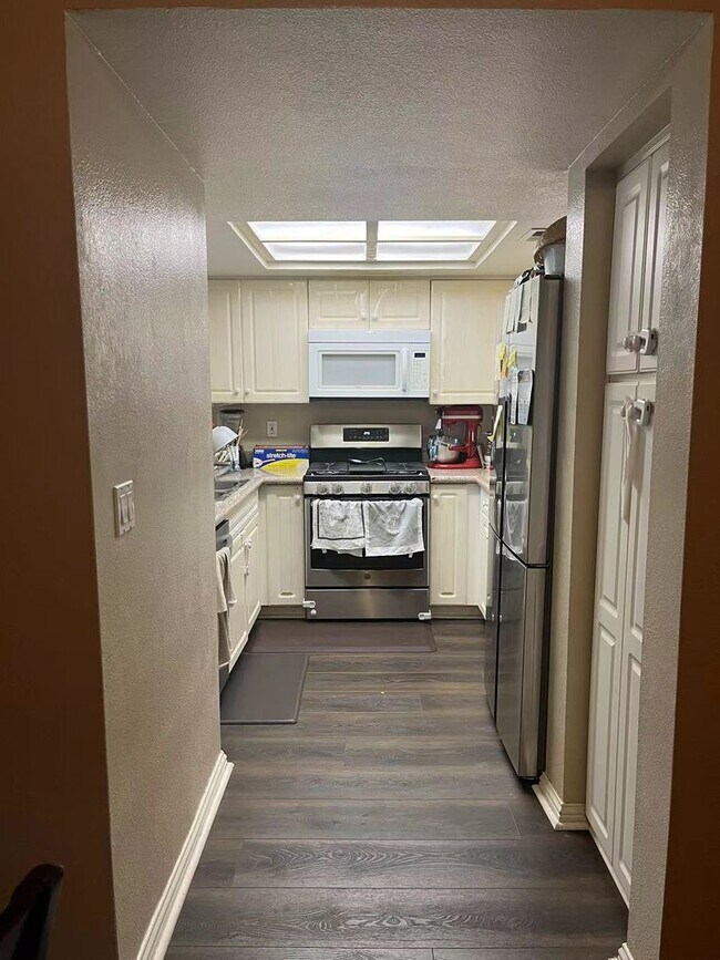 Foto del edificio - 6102 Marlee Cir