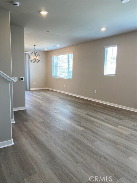 Foto del edificio - 1470 Skyline Ln