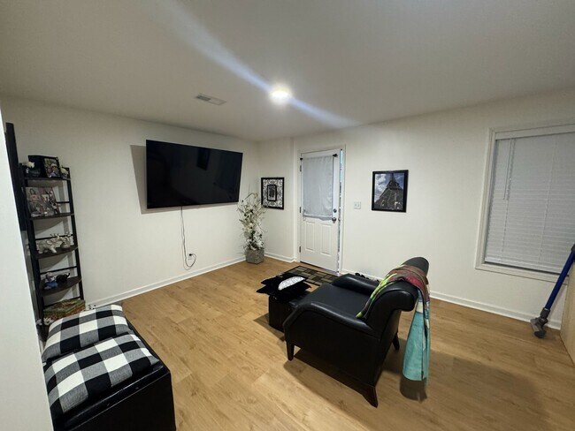 Foto del edificio - 4113 Mimosa View Dr