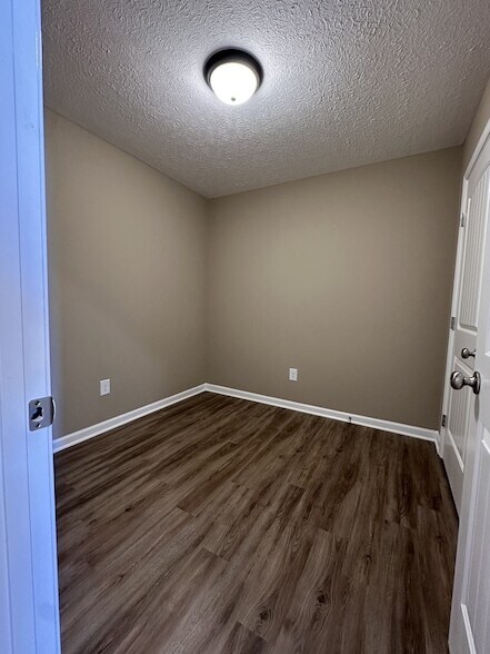 Foto del edificio - 517 Weaver St