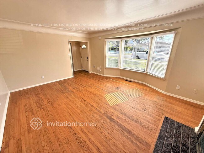 Building Photo - 5709 Alviso Ave