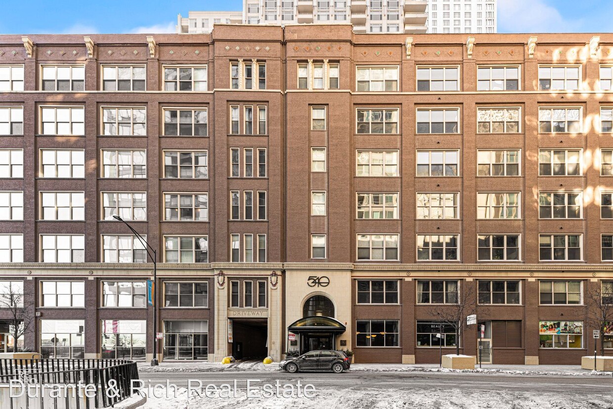 Primary Photo - 2 br, 1 bath House - 540 Lake Shore Drive ...