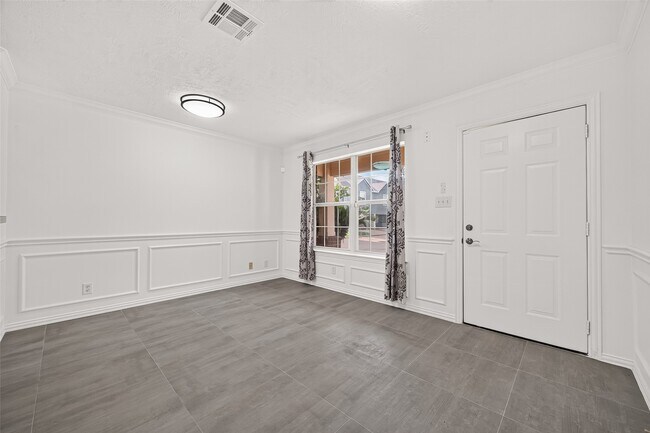 Foto del edificio - 12502 Venus Park Ln