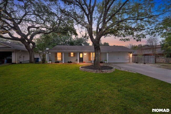 Foto del edificio - 5718 Charlie Chan Dr