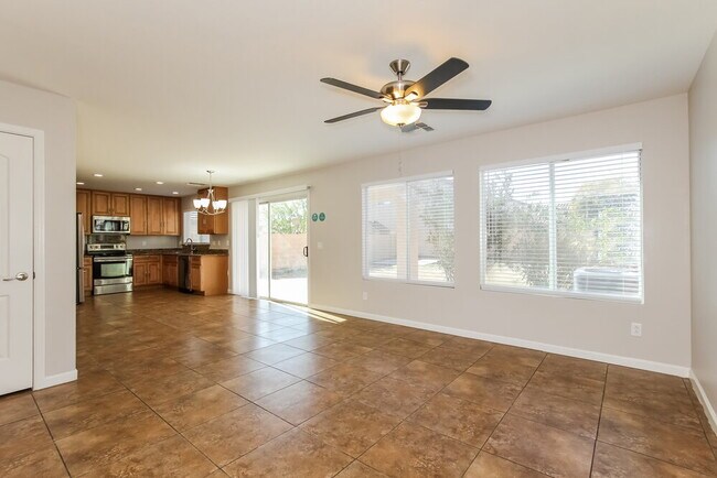 Foto del edificio - 1344 S 220th Dr