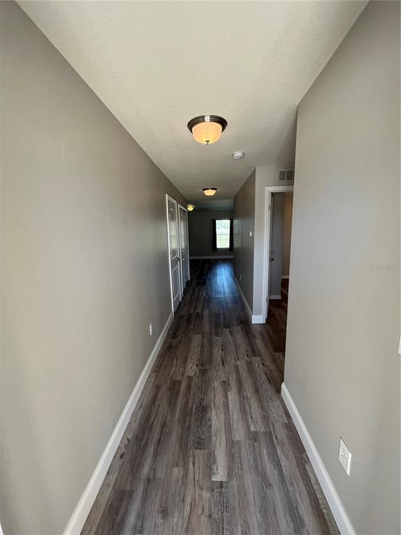 Foto del edificio - 4167 Sand Ridge Blvd