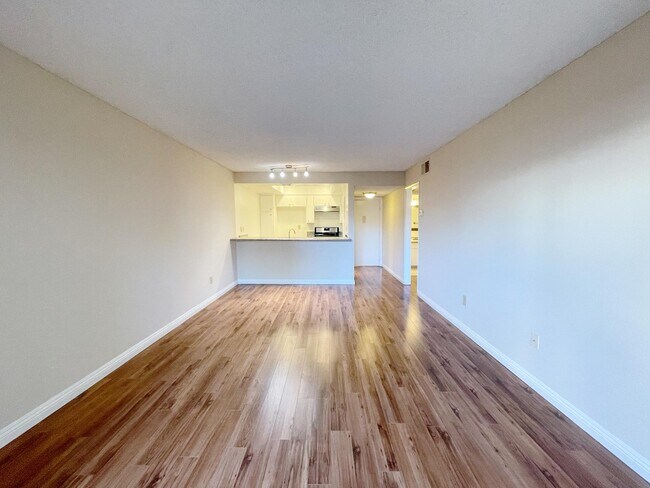 Foto del edificio - 350 S Oakland Ave