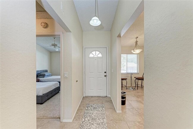 Building Photo - Furnished 2 Bedroom | 2 Bath - Lake Views