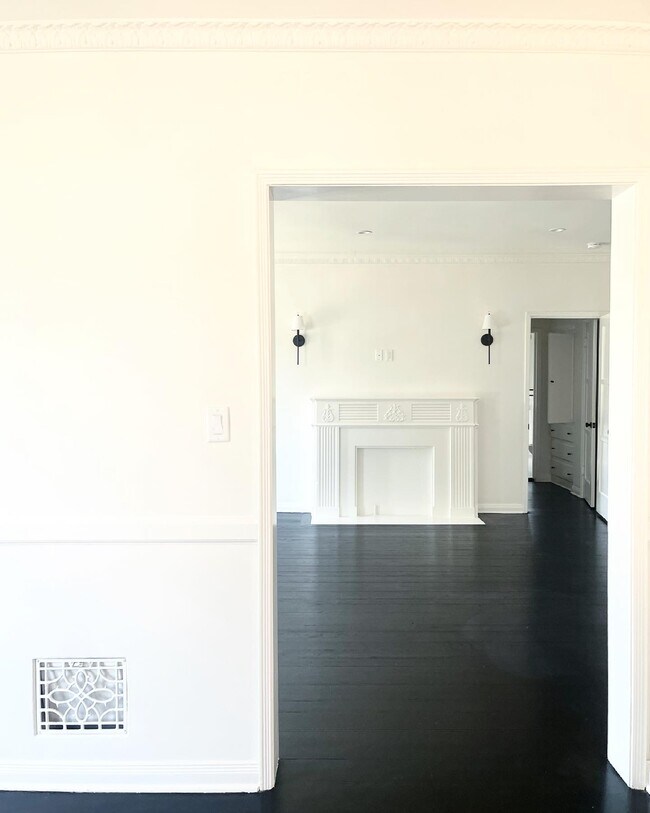 Foto del edificio - 1001 S Alfred St