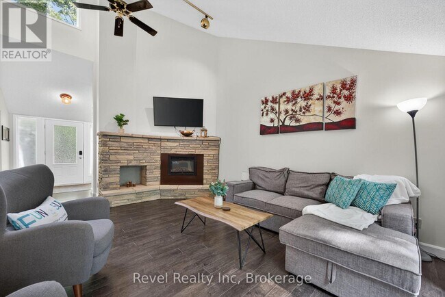 Photo du bâtiment - 78 Forest Cir