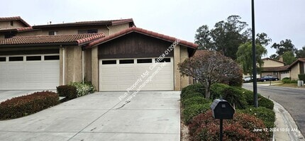Building Photo - 1135 Via Mavis