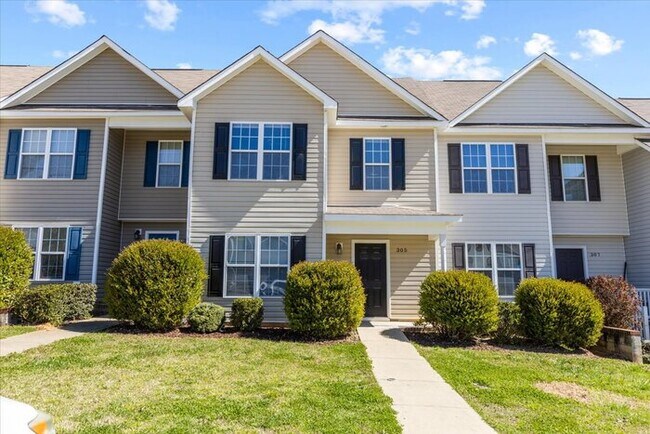 Foto del edificio - ***Coming Soon!!!***Clayton Townhome for Rent