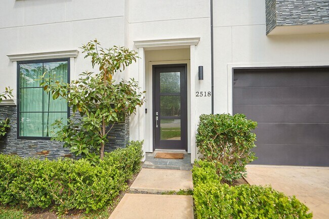 Foto del edificio - 2518 Southgate Blvd