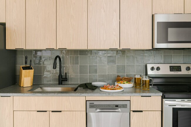 Foto del edificio - 555 W Jackson Blvd