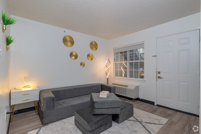 Living room - The Passages at Rye