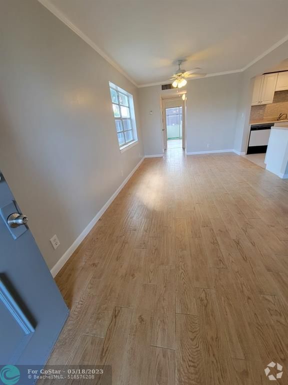 Kings Point Normandy Apartments for Rent with Hardwood Floors Delray
