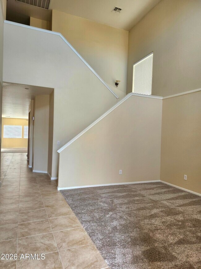 Building Photo - 41132 N Hudson Trail