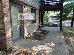 Building Photo - 101 Sandridge Dr