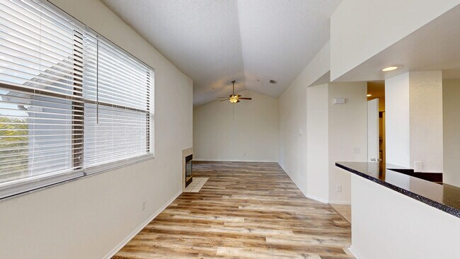 Interior Photo - Inlet Bay at Gateway