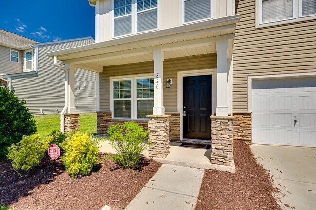 Foto del edificio - 826 Summerlake Dr